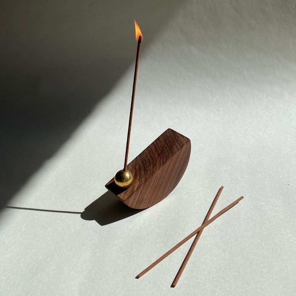 2/$20*when bundled* NWT*marred box* Bija Life Santos Rosewood Incense Holder